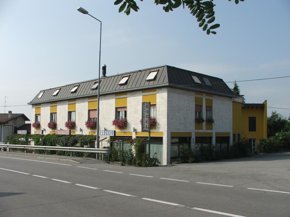 Hotel Ponte Autostrada Seriate Kültér fotó